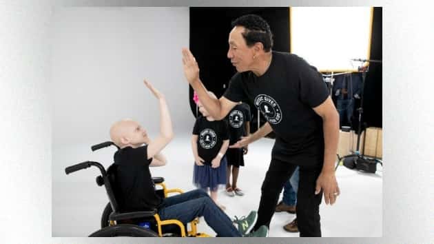 m_smokeyrobinson630_atstjudechildrensresearchhospital_070319