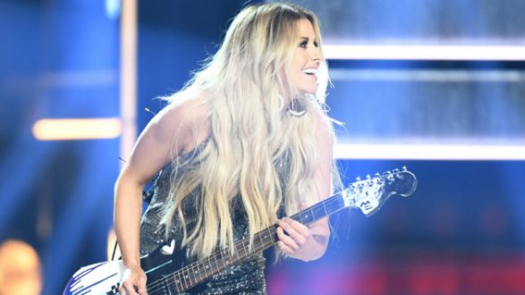 m_lindsayellcmastage050619-2