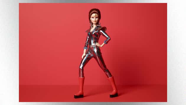 m_davidbowiebarbie630_071119