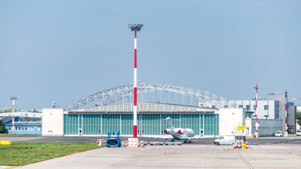 istock_090419_tvanchorkilledinairplanecrash