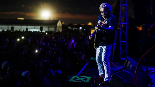 m_sammyhagar630_onstage_creditleahsteiger_092319