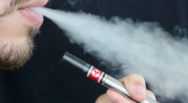 wireready_10-03-2019-00-46-03_00058_vaping