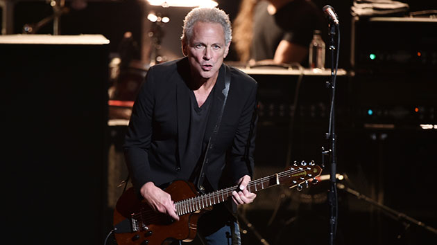 getty_lindseybuckingham_100219