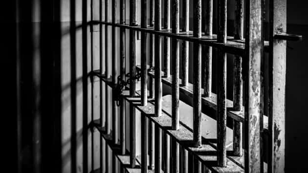 istock_101119_jailcell