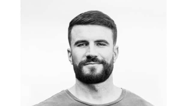 m_samhuntheadshot101019