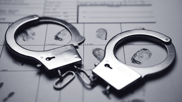 istock_101619_handcuffsprints
