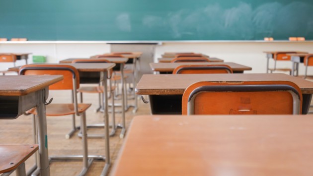 istock_101819_classroom