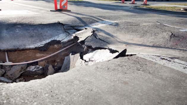 istock_102819_sinkhole