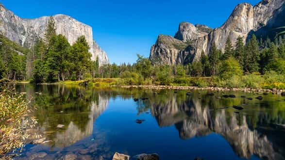 istock_111019_mountains