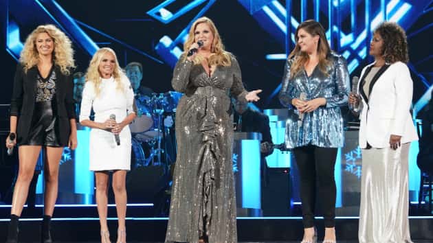 m_trishayearwoodgroupcmaxmas112019