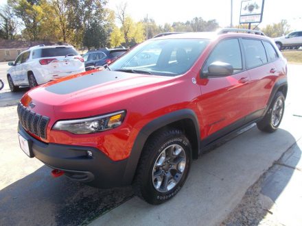 2019-jeep-cherokee-trailhawk-elite-4x4-4dr-suv-2