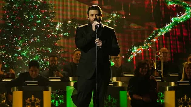 'It Must Be…' 'CMA Country Christmas': Chris Young's "really proud" to dust off his "evergreen 