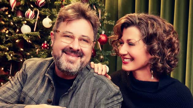 m_vincegillamygrantxmas121219