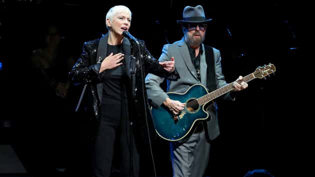 getty_annielennoxdavestewart630_121519