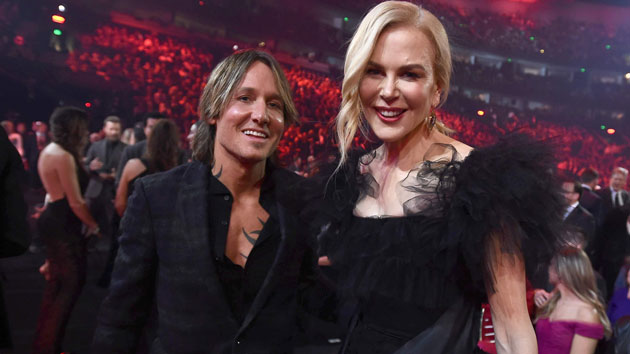 m_keithurbannicolekidman2018cmaawards_123022019