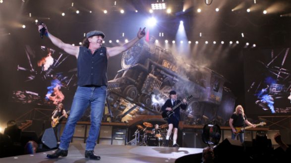 getty_acdc630_onstage_012020