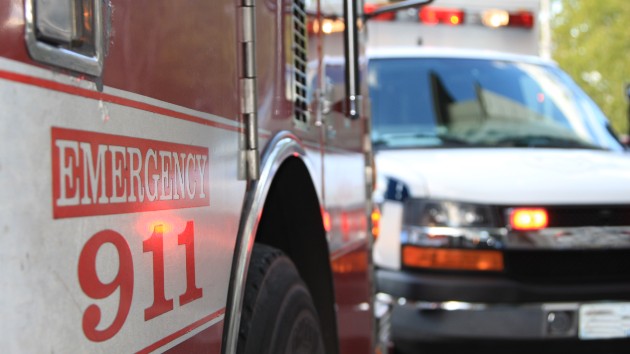 istock_2320_ambulances