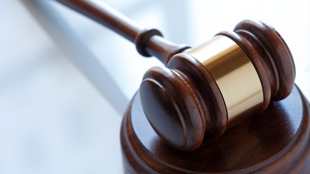 istock_2720_gavel