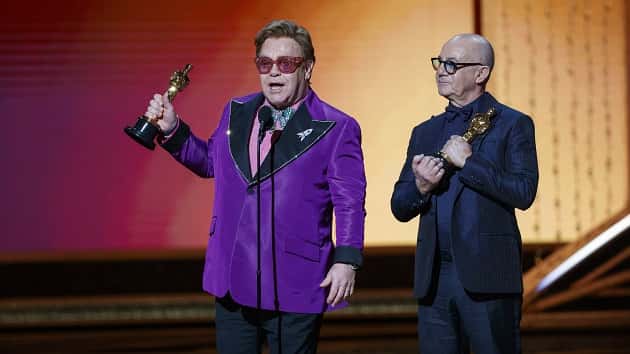 m_elton_john_021020