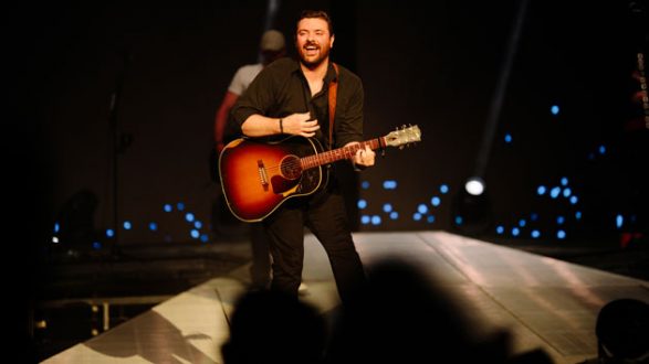 m_chrisyoungliveshot630_02102020