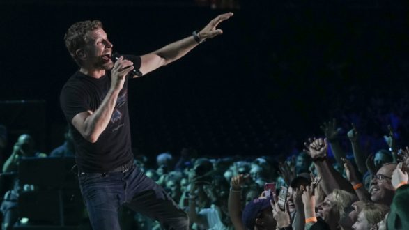 m_dierksbentleycmafest021220
