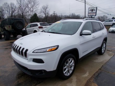 2018-jeep-cherokee-latitude-4dr-suv