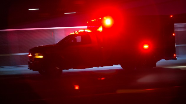 istock_3320_ambulancenight