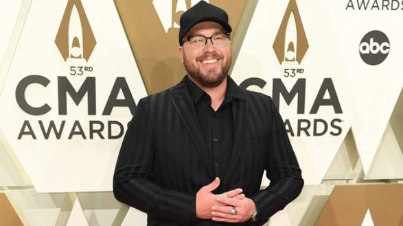 m_mitchelltenpennycmaawards630_03042020-2