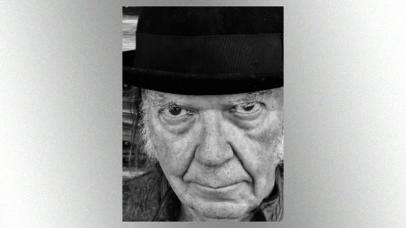 m_neilyoung630_bw_creditdarylhannah_041220