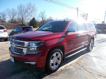 2015-chevrolet-suburban-ltz-1500-4x4-4dr-suv-6