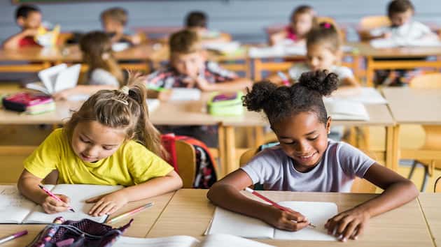 istock_052320_summerschool
