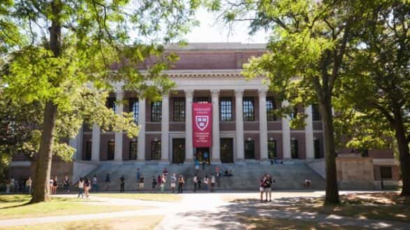 istock_060320_harvarddiverproj