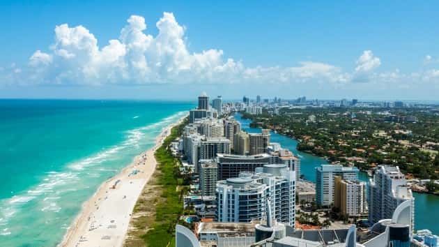 istock_61620_southbeach