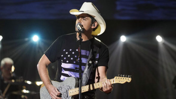 m_bradpaisleythinkshe27sspecial630_06082020-2