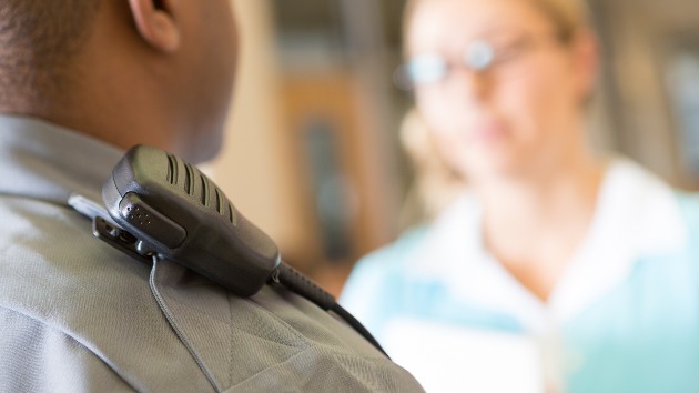 istock_61820_schoolpolice