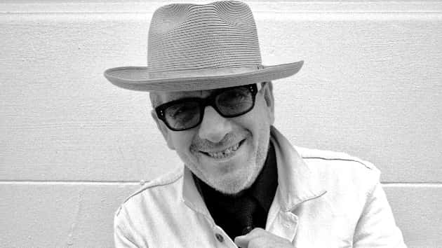 m_elviscostello_071020