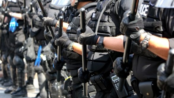 istock_72720_policeriotgear