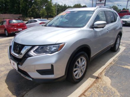 2017-nissan-rogue-sv-awd-4dr-crossover