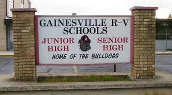 wireready_09-23-2020-17-52-04_00011_gainesvilleschoolsign