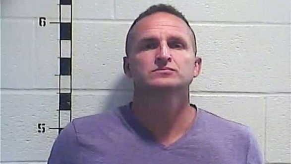 brett-hankison-booking-photo-ht-jc-200923_1600898504207_hpmain_16x9_992201
