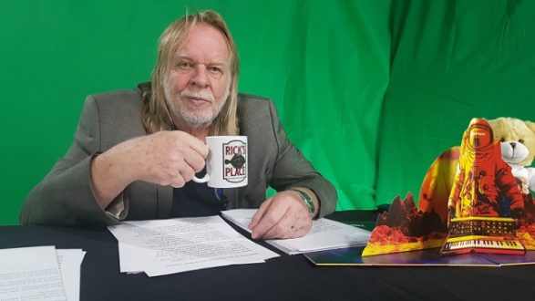 m_rickwakeman630_withmug_102120