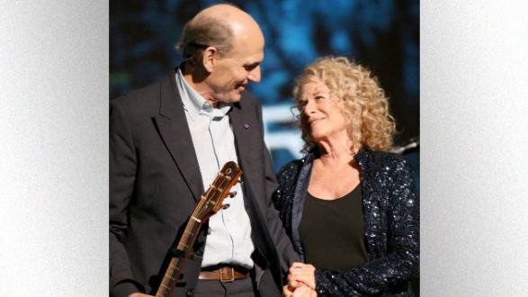 getty_jamestaylorcaroleking_011421