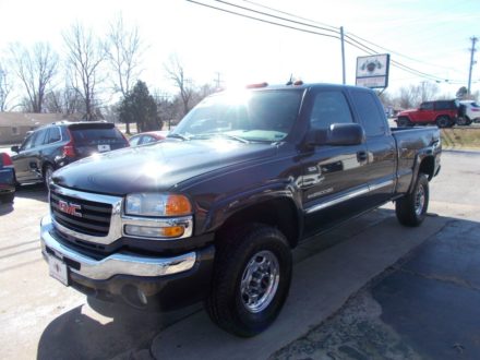 2004-gmc-2