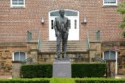 wireready_04-30-2021-10-26-05_00013_fulbrightstatue