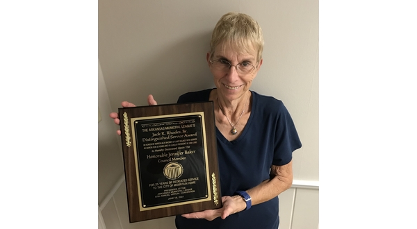 Jennifer Baker recognized for 25 years on MH City Council - Vimarsana News