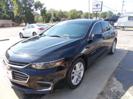2017-chevrolet-malibu-lt-4dr-sedan