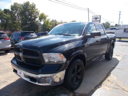 2016-ram-ram-pickup-1500-slt-4x4-4dr-crew-cab-5-5-ft-sb-pickup