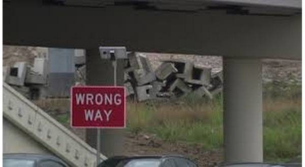 wireready_10-27-2021-18-30-03_00021_wrongwaycrash