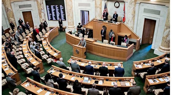 wireready_12-10-2021-19-32-03_00319_arkansashousechamber
