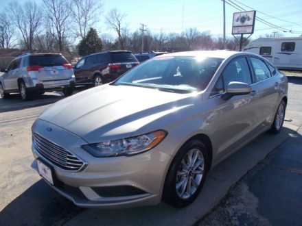 2017-ford-fusion-se-4dr-sedan